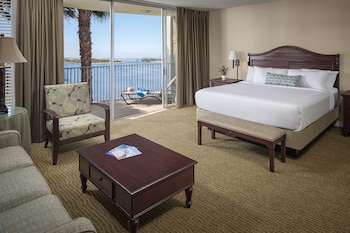 Studio, 1 King Bed with Sofa bed, Kitchenette, Bay View (Bay Junior Suite 1 King)