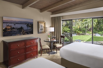 Room, 2 Queen Beds, Garden View (Resort Room 2 Queens)