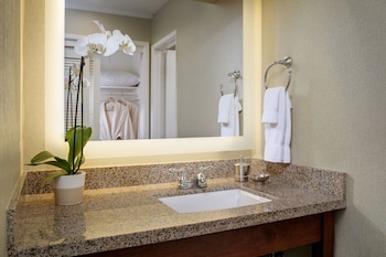 Room, 1 Queen Bed, Accessible, Bay View