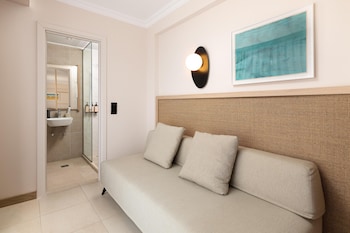 Deluxe Suite, Beachfront