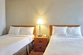 Standard Room, 2 Double Beds, Non Smoking