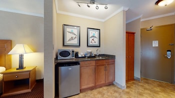 Suite, 1 King Bed, Non Smoking, Refrigerator & Microwave