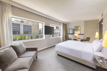 Room, 1 King Bed, Accessible (Hearing)