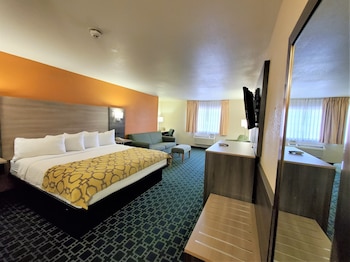 Studio Suite, 1 King Bed, Non Smoking