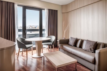 Junior Suite, 1 King Bed with Sofa bed