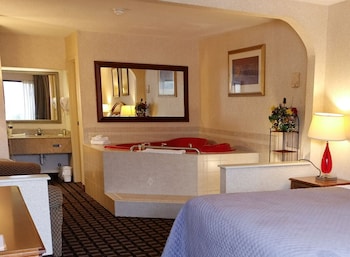 Deluxe Room, 1 King Bed, Non Smoking, Hot Tub