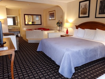 Deluxe Room, 1 King Bed, Non Smoking, Hot Tub