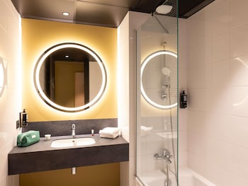 Suite, Multiple Beds