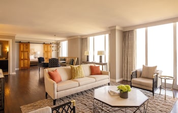 Fairmont Gold, Presidential Suite, 1 King Bed with Sofa bed
