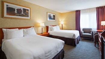 Standard Room, 2 Double Beds, Non Smoking, Refrigerator & Microwave (1st Floor)