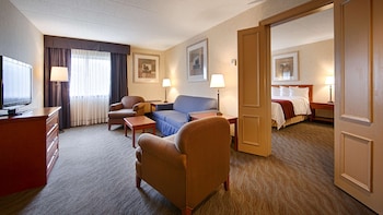 Suite, 1 King Bed with Sofa bed, Non Smoking, Microwave (with Sofabed)