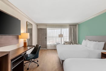 Standard Room, 2 Queen Beds, Non Smoking