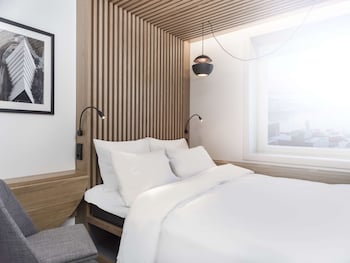 Room (Cosy)