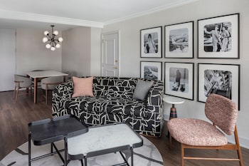 Suite, 1 Bedroom, City View
