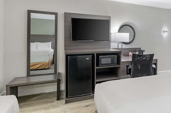 Suite, 2 Double Beds, Non Smoking