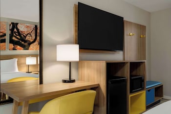 Deluxe Room, 2 Double Beds, Non Smoking