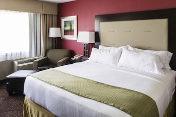 Standard Room, 1 King Bed (Walk-In Shower)