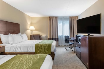Standard Room, 2 Double Beds, Accessible, Non Smoking (Accessible Bathtub)