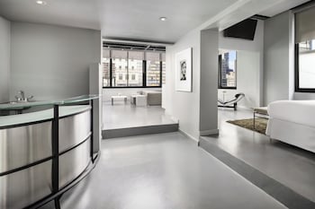 Penthouse (Suite)