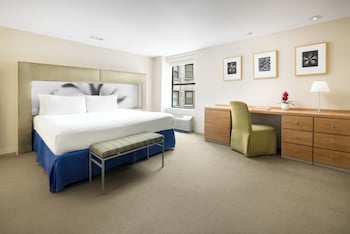 Suite, 1 King Bed