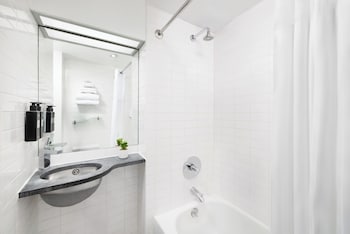 Standard Room, 2 Queen Beds
