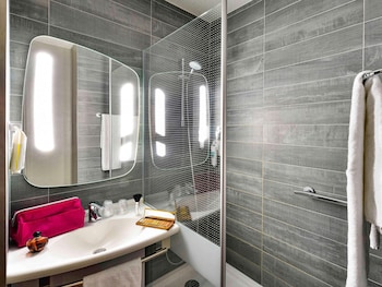 Standard Room, Multiple Beds