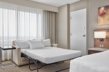 Deluxe Room, 1 King Bed with Sofa bed