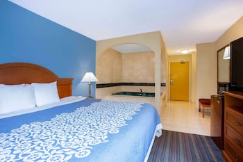 Suite, 1 King Bed, Non Smoking