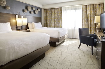 Suite, 2 Queen Beds, Non Smoking, Corner
