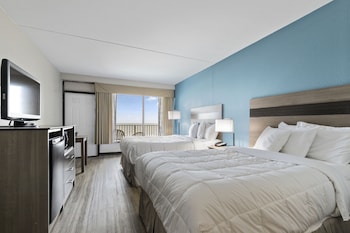 Oceanfront Double Beds with Balcony, Non-Smoking