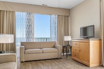 Oceanfront 2 Bedroom 1 King & 2 Double Beds