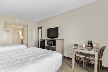 Oceanfront Double Beds with Balcony, Non-Smoking