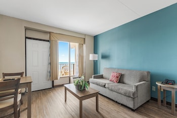 Oceanfront King Suite Non-Smoking