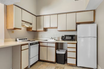 Jacuzzi 1 Bedroom, 1 Living room City View