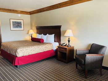 Standard Room, 1 King Bed