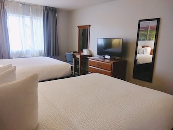 Room, 2 Queen Beds, Non Smoking