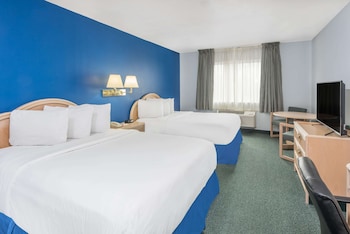 Room, 2 Queen Beds, Non Smoking