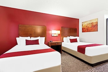 Standard Room, 2 Double Beds, Non Smoking, Refrigerator & Microwave