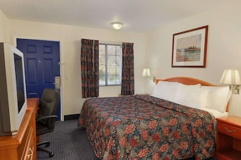 Standard Room, 1 King Bed, Non Smoking