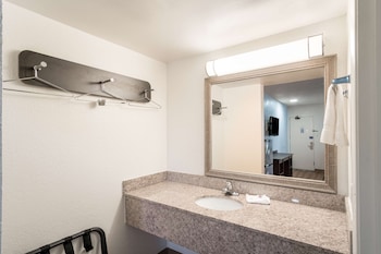 Deluxe Quadruple Room, 2 Double Beds, Non Smoking, Refrigerator & Microwave