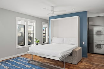 Penthouse (Rooftop)
