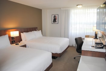 Room, 2 Queen Beds (Hearing Accessible)