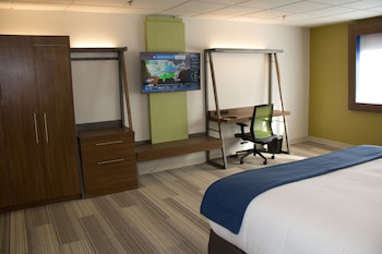 Standard Room, 1 King Bed, City View