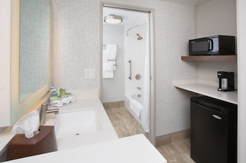 Standard Room, 2 Queen Beds