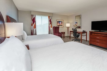 Room, 2 Queen Beds, Accessible (Roll-In Shower, Mobility & Hearing)