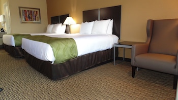 Standard Room, 2 Queen Beds, Non Smoking