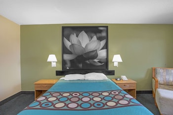 Standard Room, 1 Queen Bed