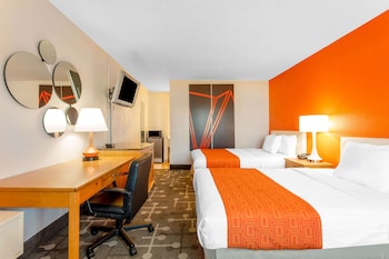 Standard Room, 2 Double Beds, Smoking