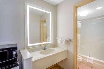 Standard Room, 2 Double Beds, Smoking