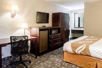 Standard Room, 1 King Bed, Smoking